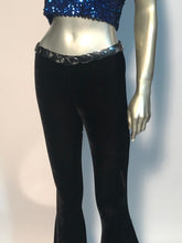 1970s - 1980s Elastic Silver and Black Stretch Belt