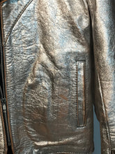 Early 1970s Men's Rocker Silver Metallic Leather Jacket Size Small